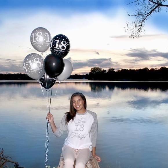 Meet your Posher, Dawn - Picture 1 of 1